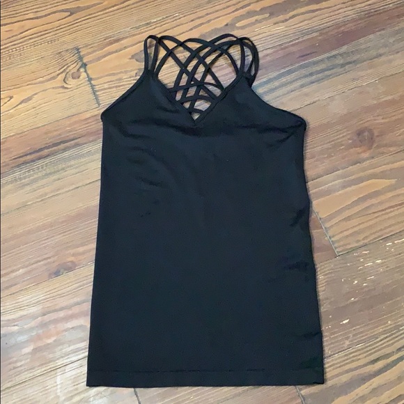 Black Love Charm strappy seamless cami - Picture 2 of 6
